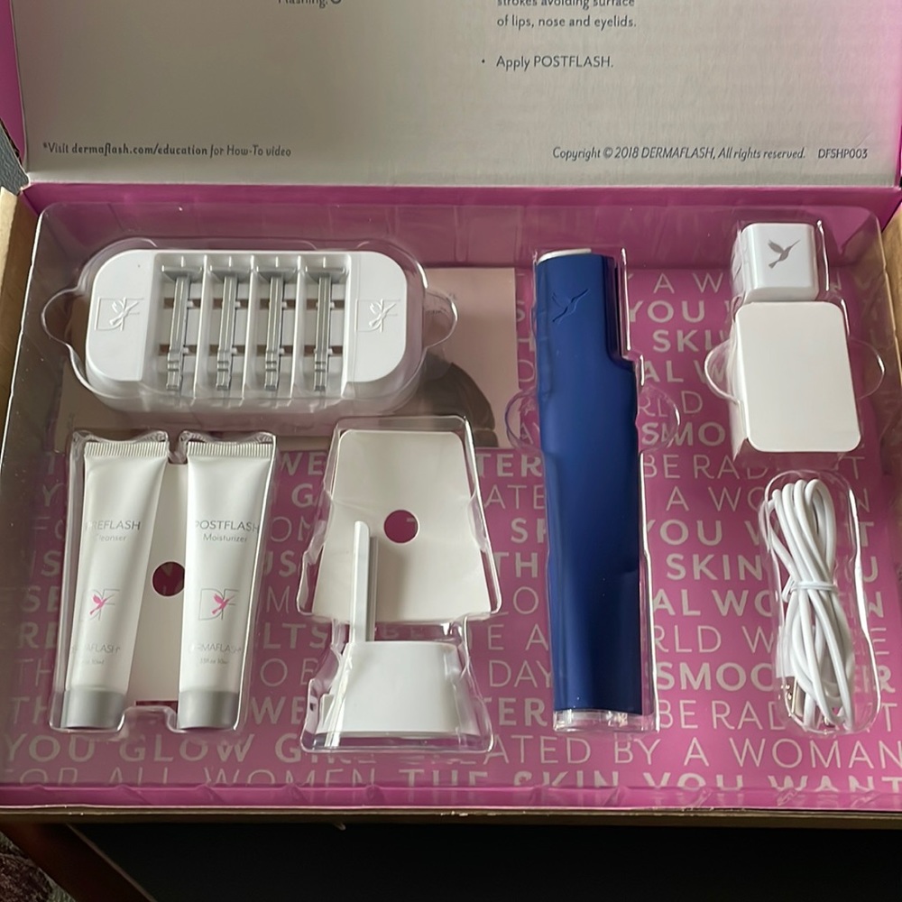 Brand new in box Derma Flash